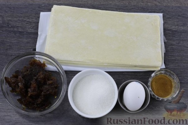 Слоёные пирожки с повидлом