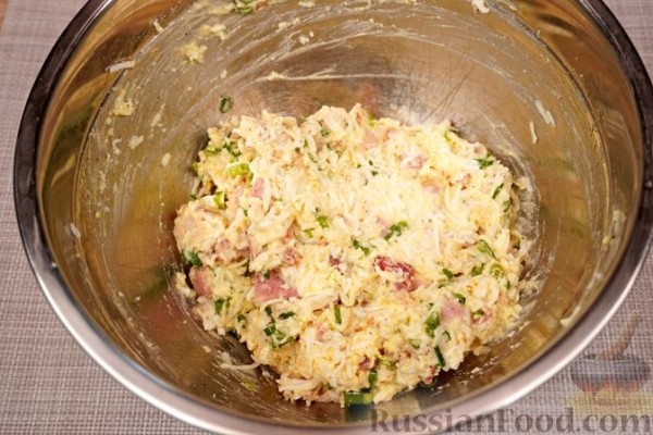 Яичная помазанка с беконом и зелёным луком