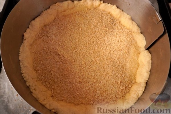 Вишнёвый пирог c решёткой