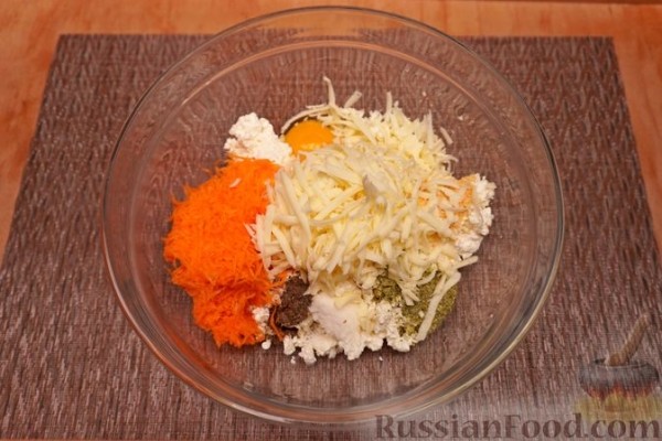 Сырники с морковью и сулугуни