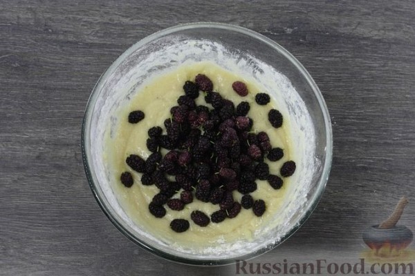 Маффины с шелковицей