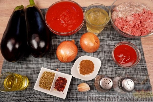 Мусака из запечённых баклажанов, с мясным фаршем