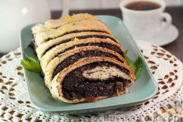 Польский маковец (дрожжевой рулет с маком)
