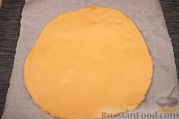 Пирог с творогом и абрикосами