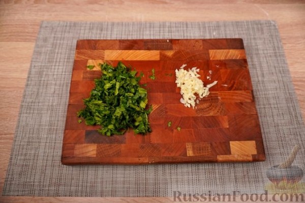 Котлеты из нута, картофеля и тахини