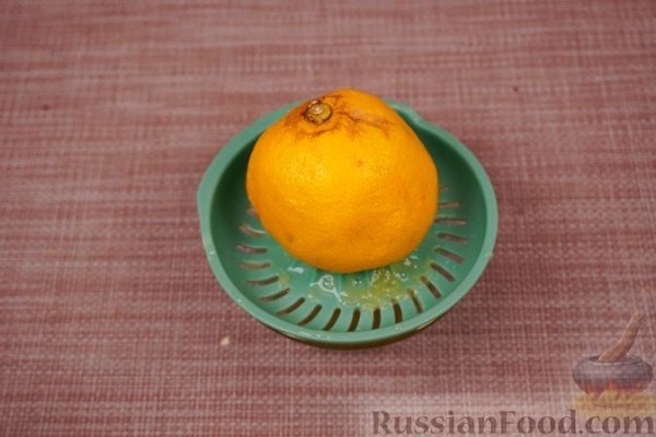 Голубцы из виноградных листьев с кукурузной крупой, грибами и овощами
