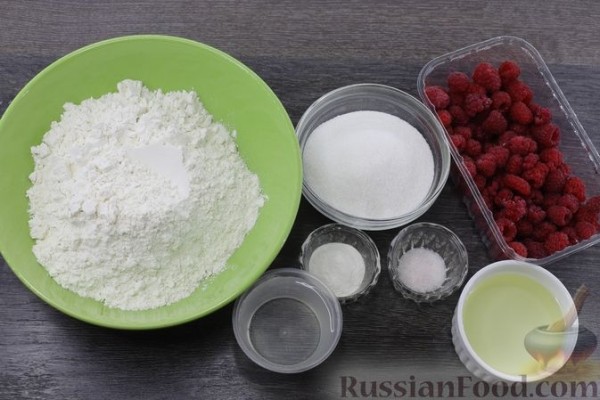 Постный тёртый пирог с малиной