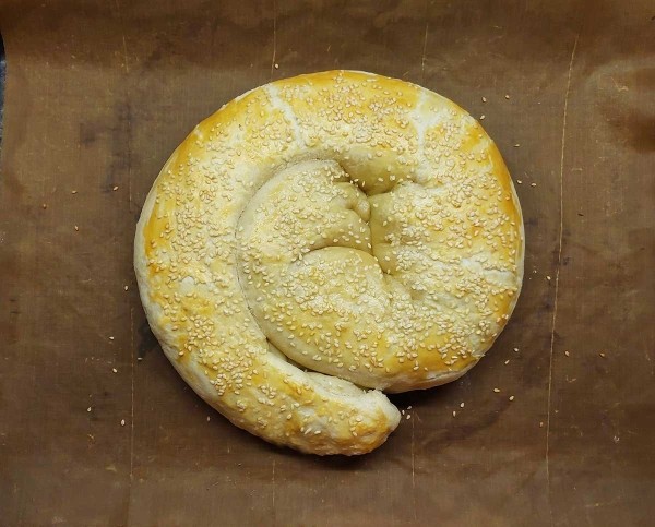 Пирог с курицей из слоеного теста