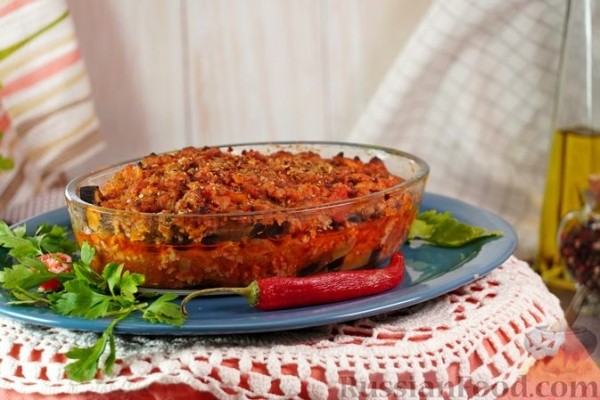 Мусака из запечённых баклажанов, с мясным фаршем