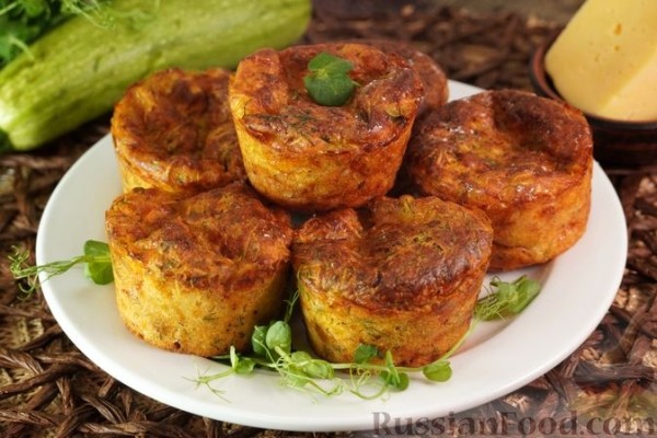 Кабачковые маффины с сыром