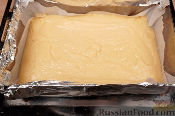 Пирог с вишней и миндалём