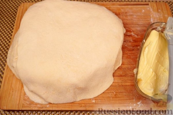 Самса с сыром и зеленью