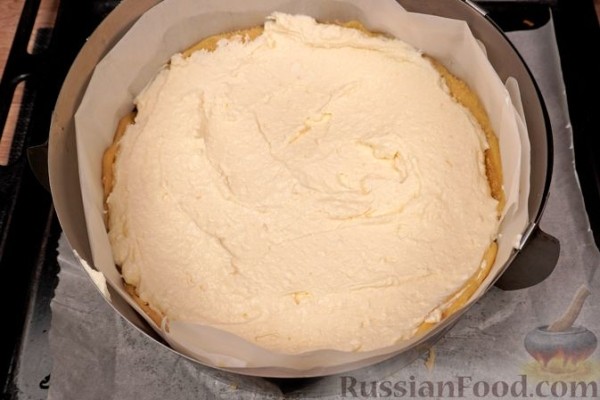 Пирог с творогом и абрикосами