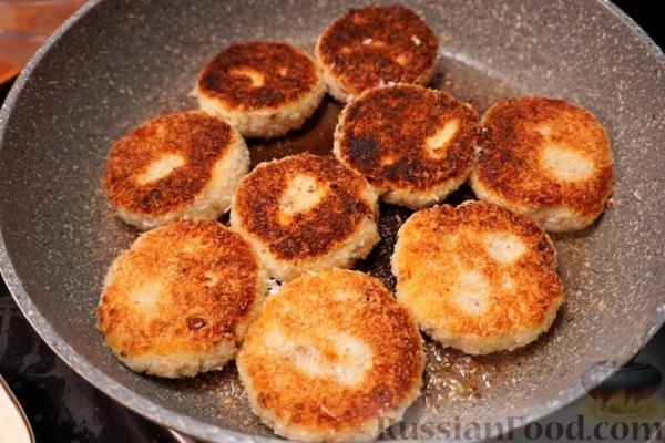 Кокосово-ореховые сырники