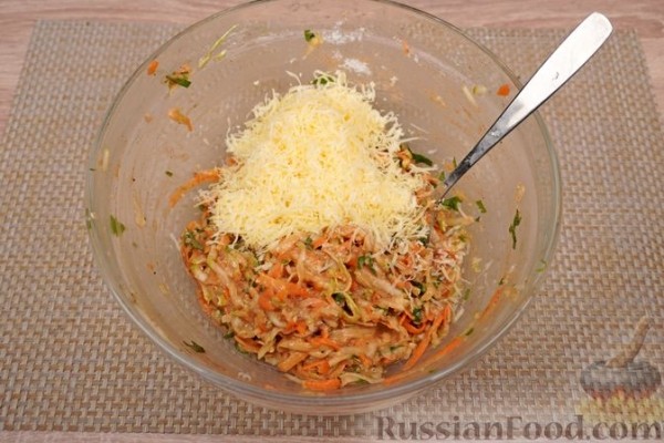 Овощные палочки из кабачков, с овсяной мукой и сыром