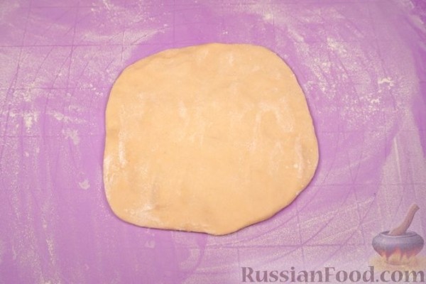 Ретеш (штрудель по-венгерски) с вишней и маком