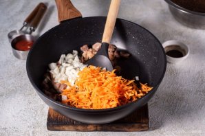 Каша с мясом в горшочке