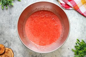 Клубничное пюре