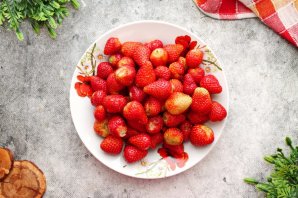 Клубничное пюре