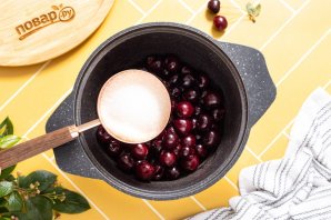 Консервированные вишни