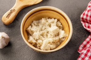 Куриные котлеты с хлебом
