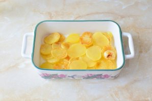 Мясо по-французски с курицей
