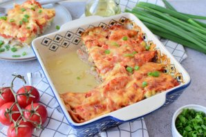 Мясо с грибами и помидорами
