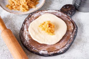 Пирожки с яблоками жареные