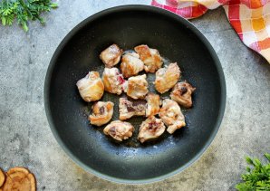 Плов из окорочков