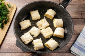 Рулет из лаваша с сыром