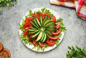 Салат с вареными яйцами