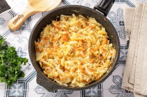 Шарлотка с капустой