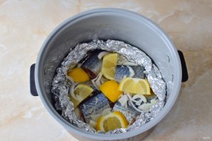 Скумбрия в мультиварке