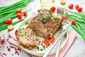 Свинина в рукаве
