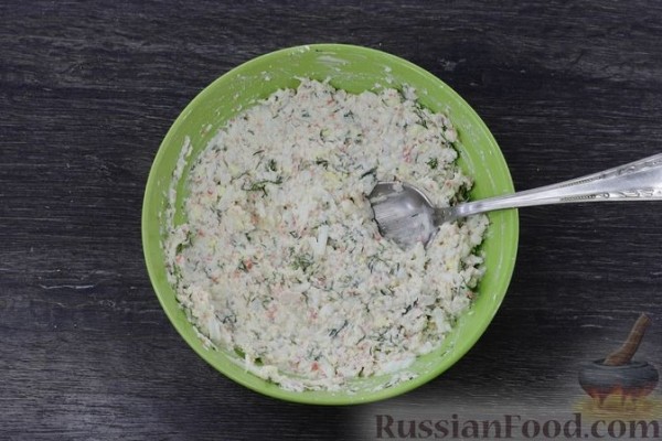 Кабачковый торт с крабовыми палочками, яйцами и сыром