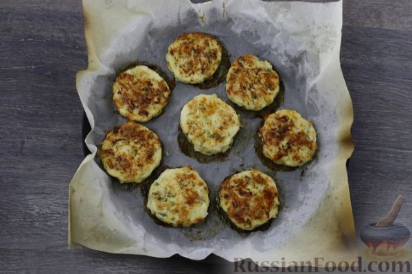 Рубленые куриные котлеты с сыром, запечённые в духовке
