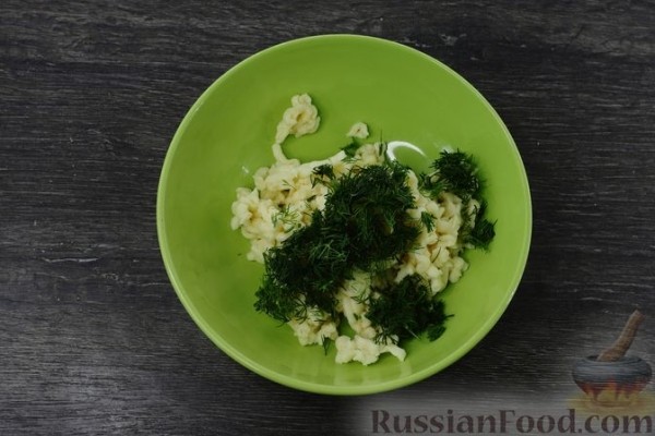 Кабачковый торт с крабовыми палочками, яйцами и сыром