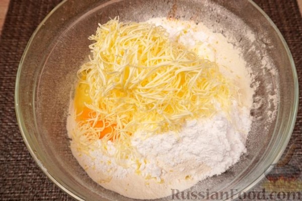 Вишнёвый пирог c решёткой