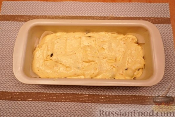 Лимонный кекс с голубикой и глазурью