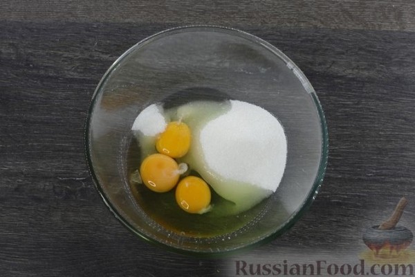 Пирог с абрикосами и миндалём