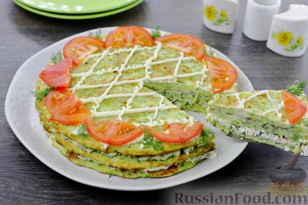 Кабачковый торт с крабовыми палочками, яйцами и сыром