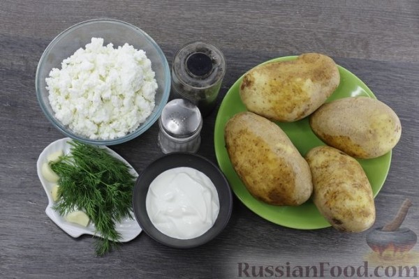 Запечённая картошка с творожной начинкой
