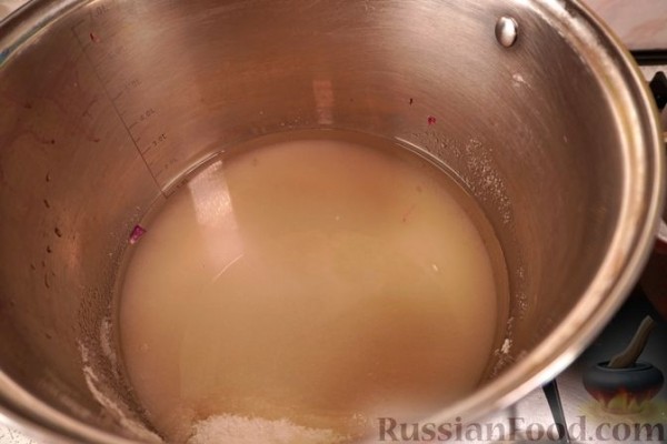 Варенье из лепестков чайной розы (Gül Reçeli)