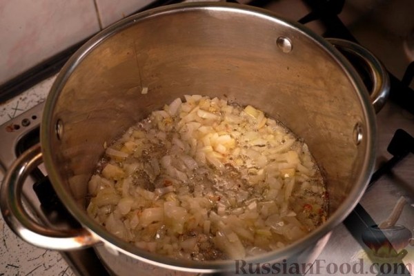 Греческий томатный суп с фетой и базиликом