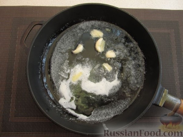 Молодая морковь, запечённая в апельсиновом соусе