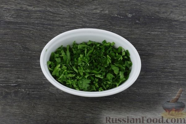 Рулетики из лаваша с баклажанами, помидорами и сыром