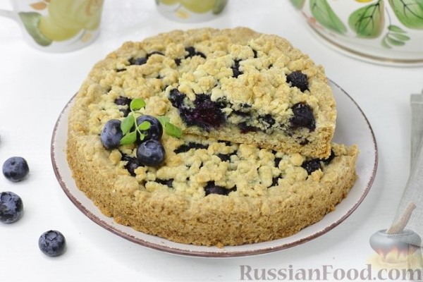 Песочный пирог с голубикой