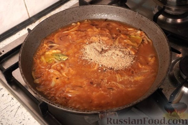 Польские зразы из говядины, с солёными огурцами, беконом и луком