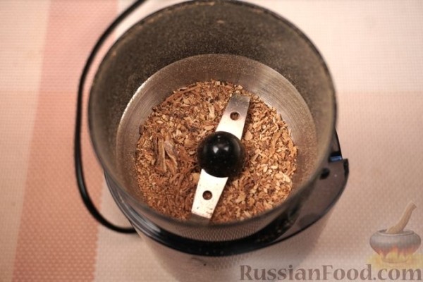 Польские зразы из говядины, с солёными огурцами, беконом и луком