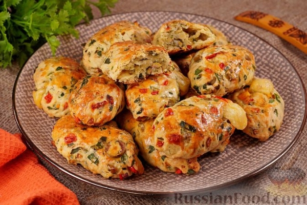 Овощные бездрожжевые пирожки "Калейдоскоп" с сыром (в духовке) Овощные бездрожжевые пирожки "Калейдоскоп" с сыром (в духовке)